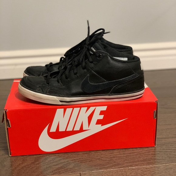 SOLD - Nike Capri II Mid - Picture 2 of 6